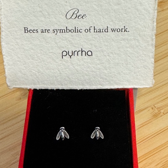 Pyrrha Bee Symbol Studs (Pair) - Picture 2 of 3